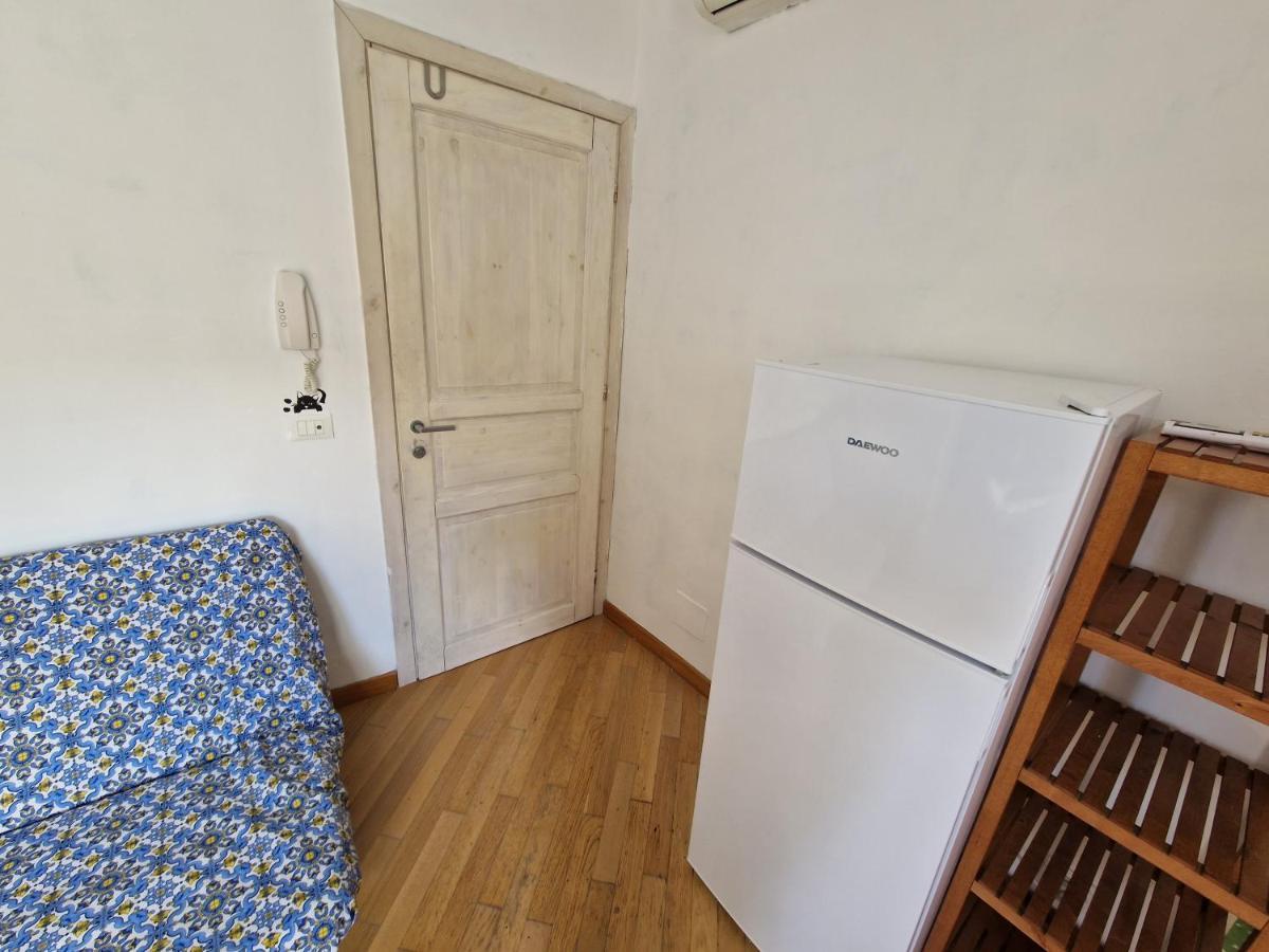 Casette Di Alex Con Terrazza Trapani Eksteriør billede