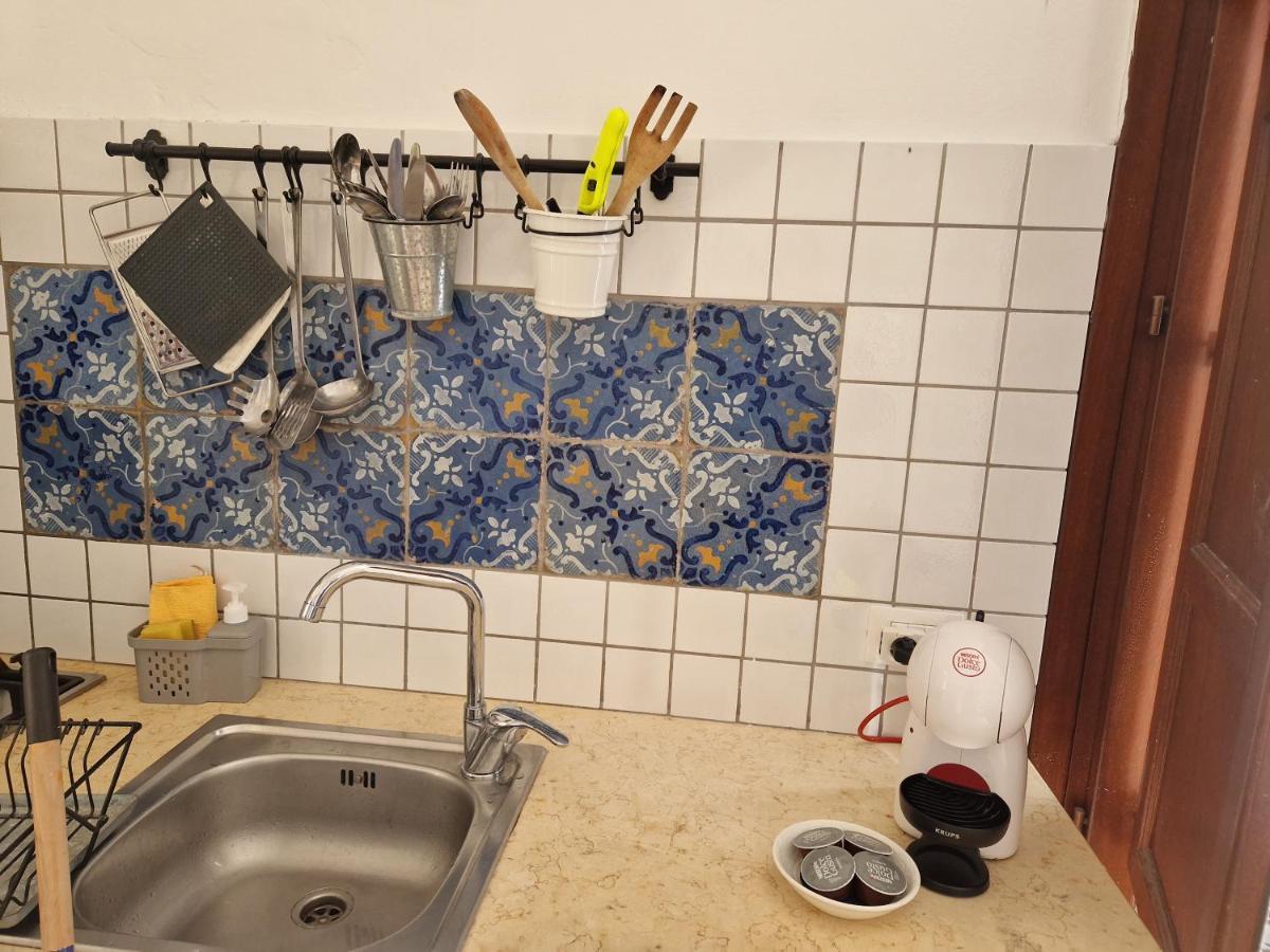 Casette Di Alex Con Terrazza Trapani Eksteriør billede