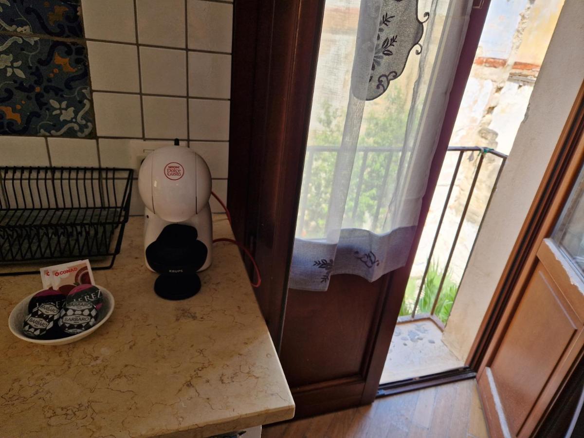 Casette Di Alex Con Terrazza Trapani Eksteriør billede